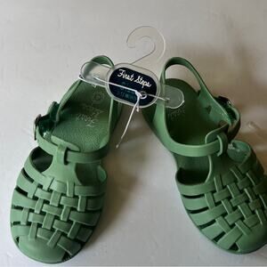 First Steps Fisherman Style Secure Ankle Strap Sandals Sz (4) 9-12M
